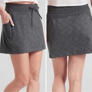 Athleta Excursion Hybrid Athletic Skirt w/ Shorts size Large Tall Blue/Grey